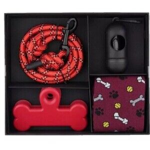 BeSpoke Gift Set Dog Leash, Bag Clip, Waste Bag Dispenser, Mens Crew Socks NIB